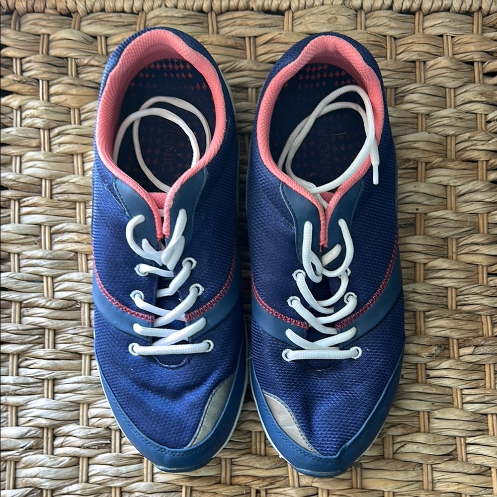 Vionic Navy and Coral Sneakers